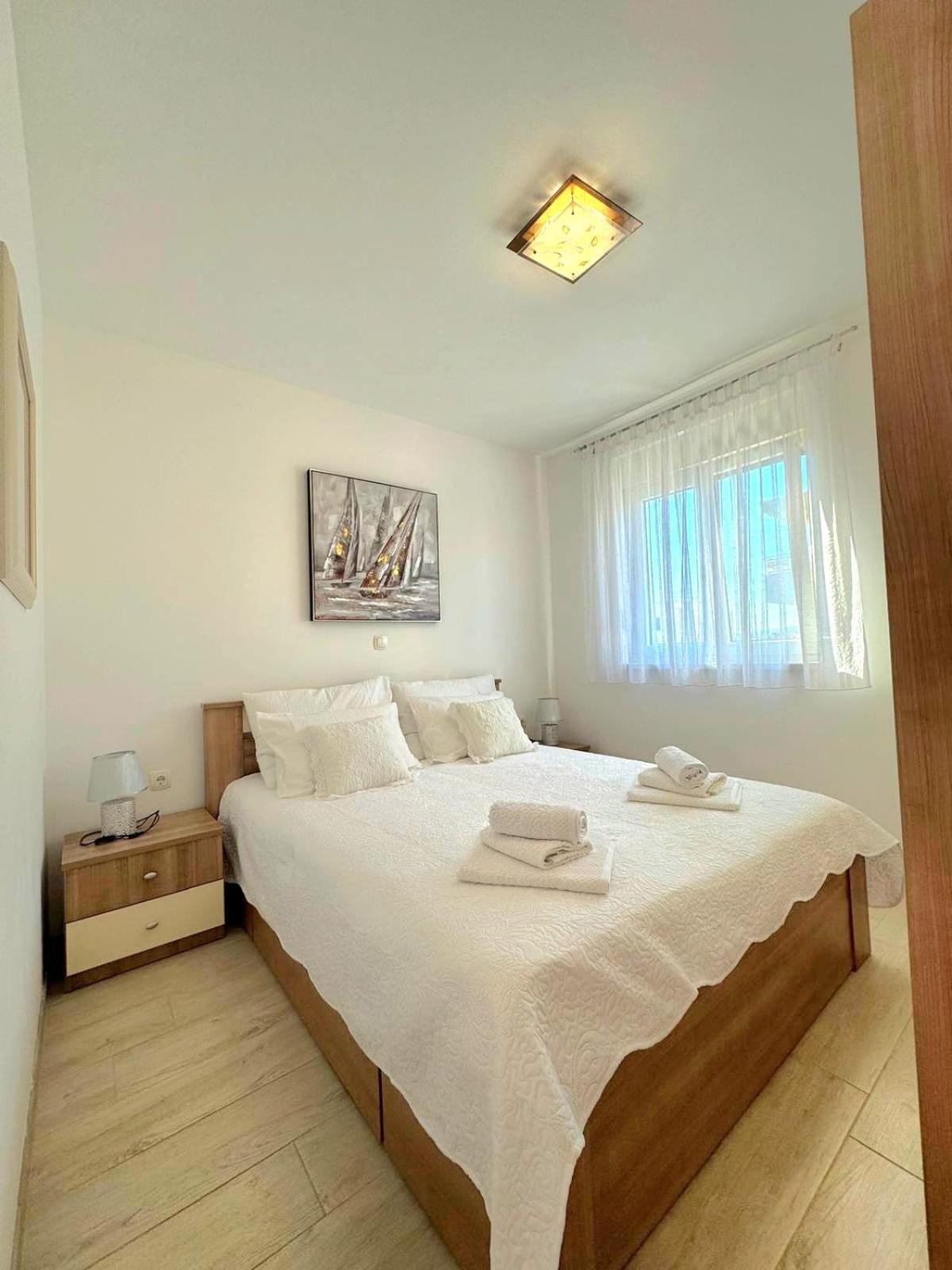 Apartment Misic Трогир Экстерьер фото
