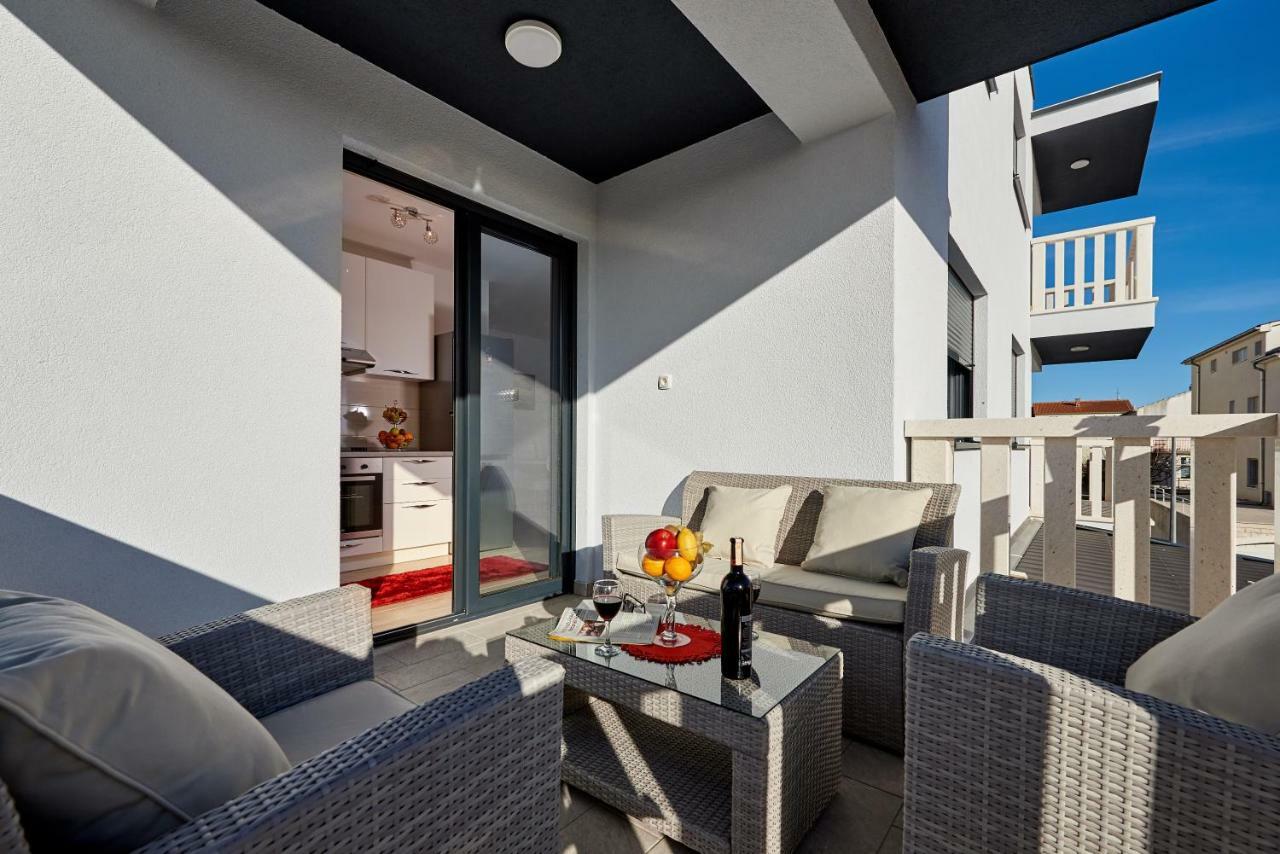 Apartment Misic Трогир Экстерьер фото